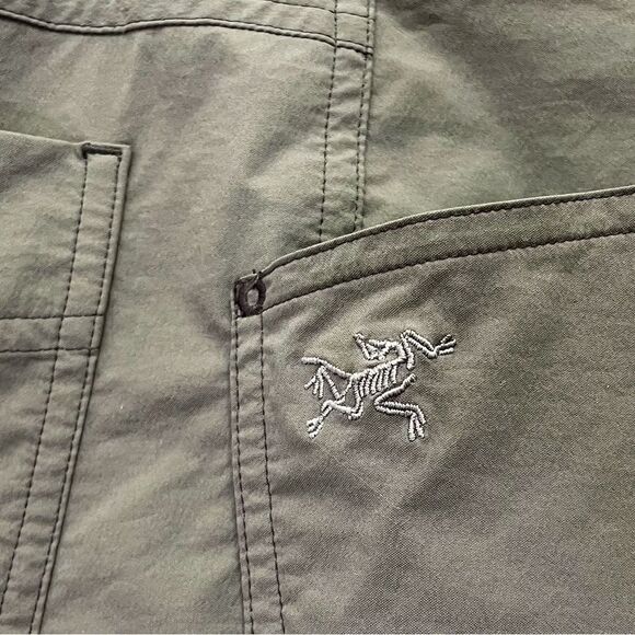Arc’Teryx Creston Hiking Shorts Olive Green Size 8 Quick Dry Outdoors Camping - Picture 6 of 9